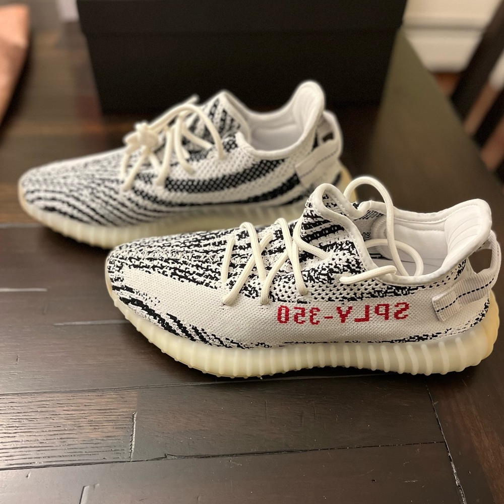Mens Yeezy Boost 350 V2